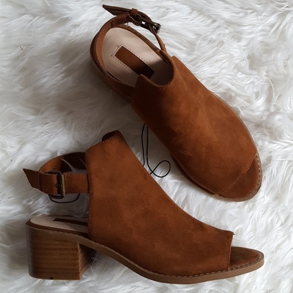 Forever 21 Shoes - Ankle booties camel shoes size 7 open toe